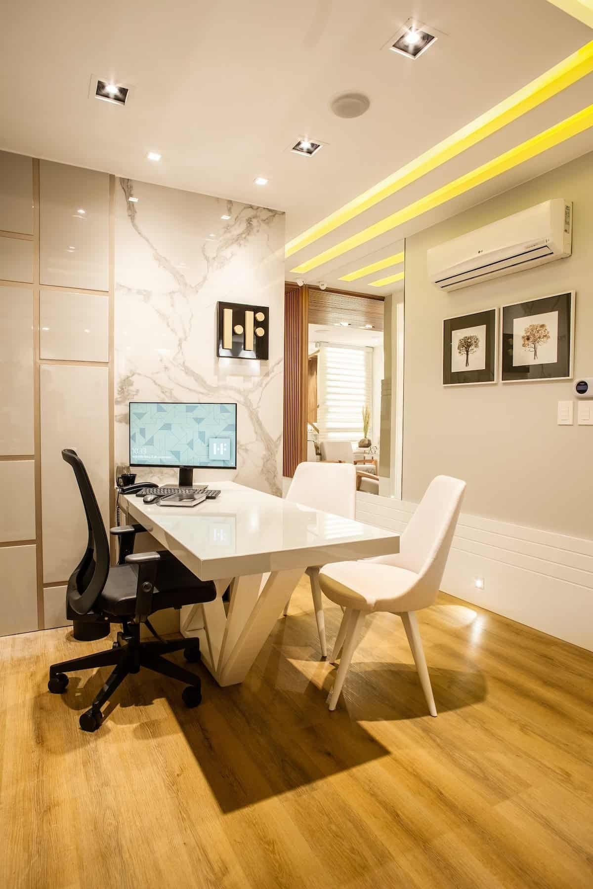 Brighten Your Day: The Positive Impact of Good Lighting on Your Mood and Productivity - THE IMPORTANCE OF NATURAL LIGHT IN YOUR SPACE